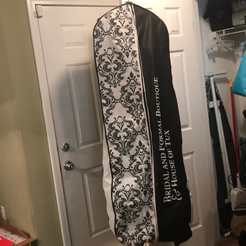 PROM DRESS 👗 - Picture 4 of 7